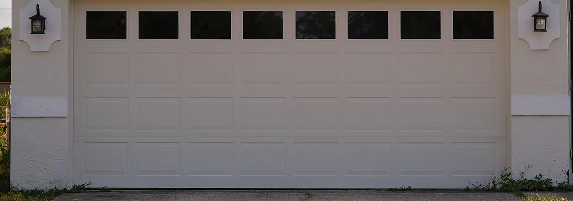 First United Universal Series Garage Doors Installers in Kankakee, Illinois