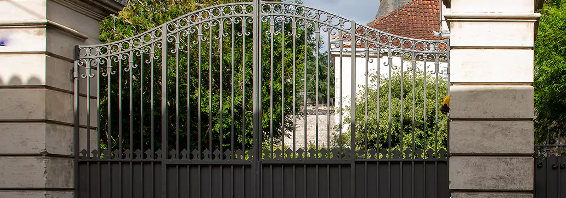 Wooden Swing Gate Repair in Kankakee, IL