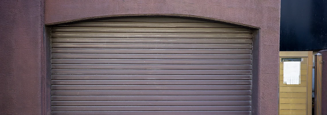 Fallen Garage Door Worn Rollers Replacement in Kankakee, Illinois